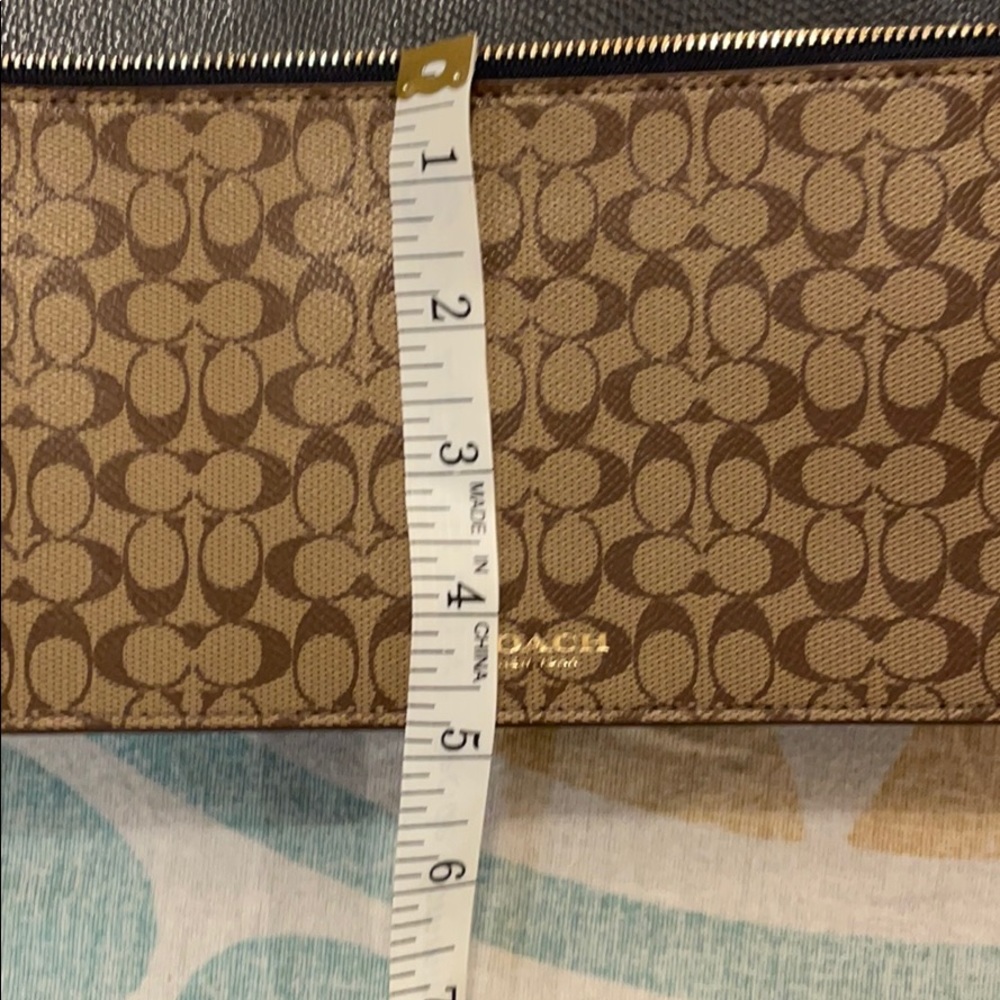 Coach Crossbody Bag - Picture 9 of 11